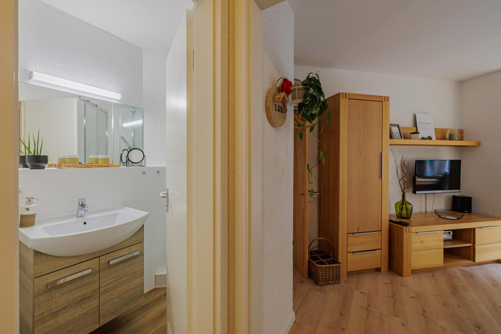 Baechle Im Wanderparadies Balkon Mit Blick Auf Den Bach Sauna Im Haus Tiefgarage E-Ladestation Todtnauberg Luaran gambar